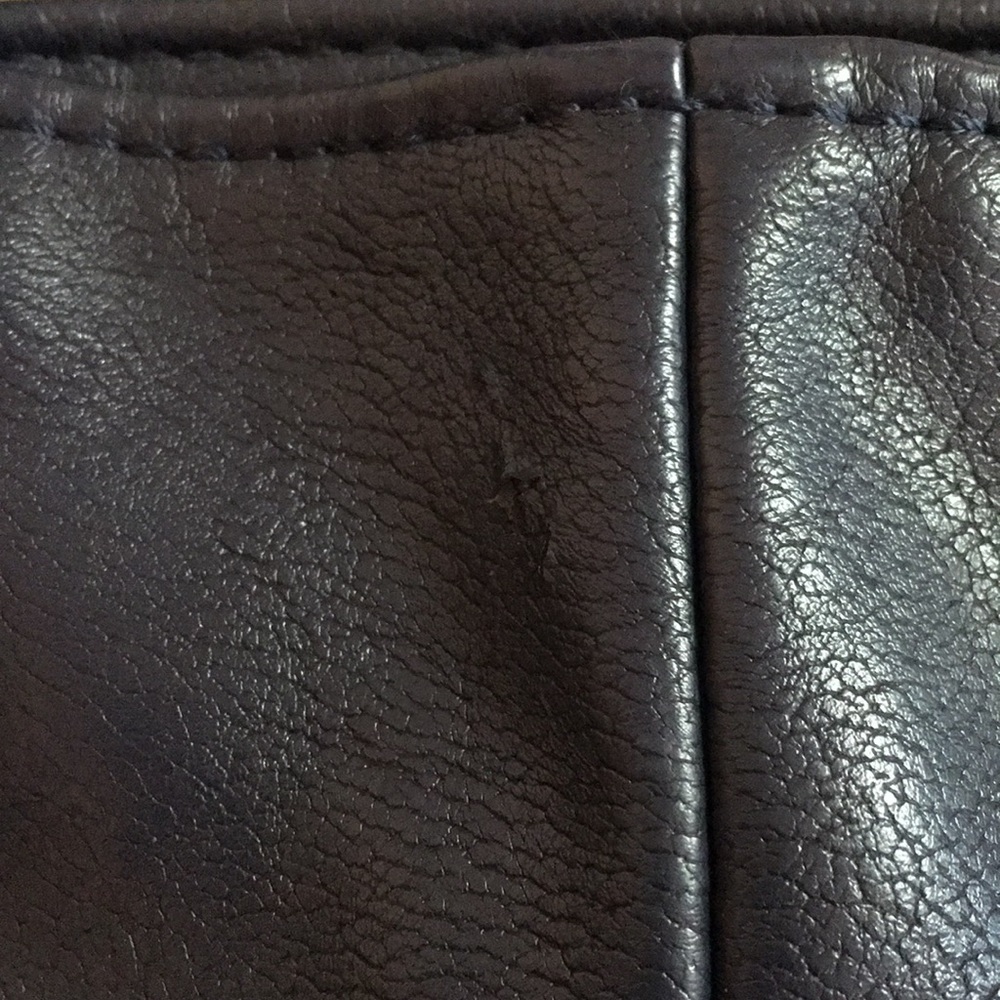 Handbag - Picture 13 of 14